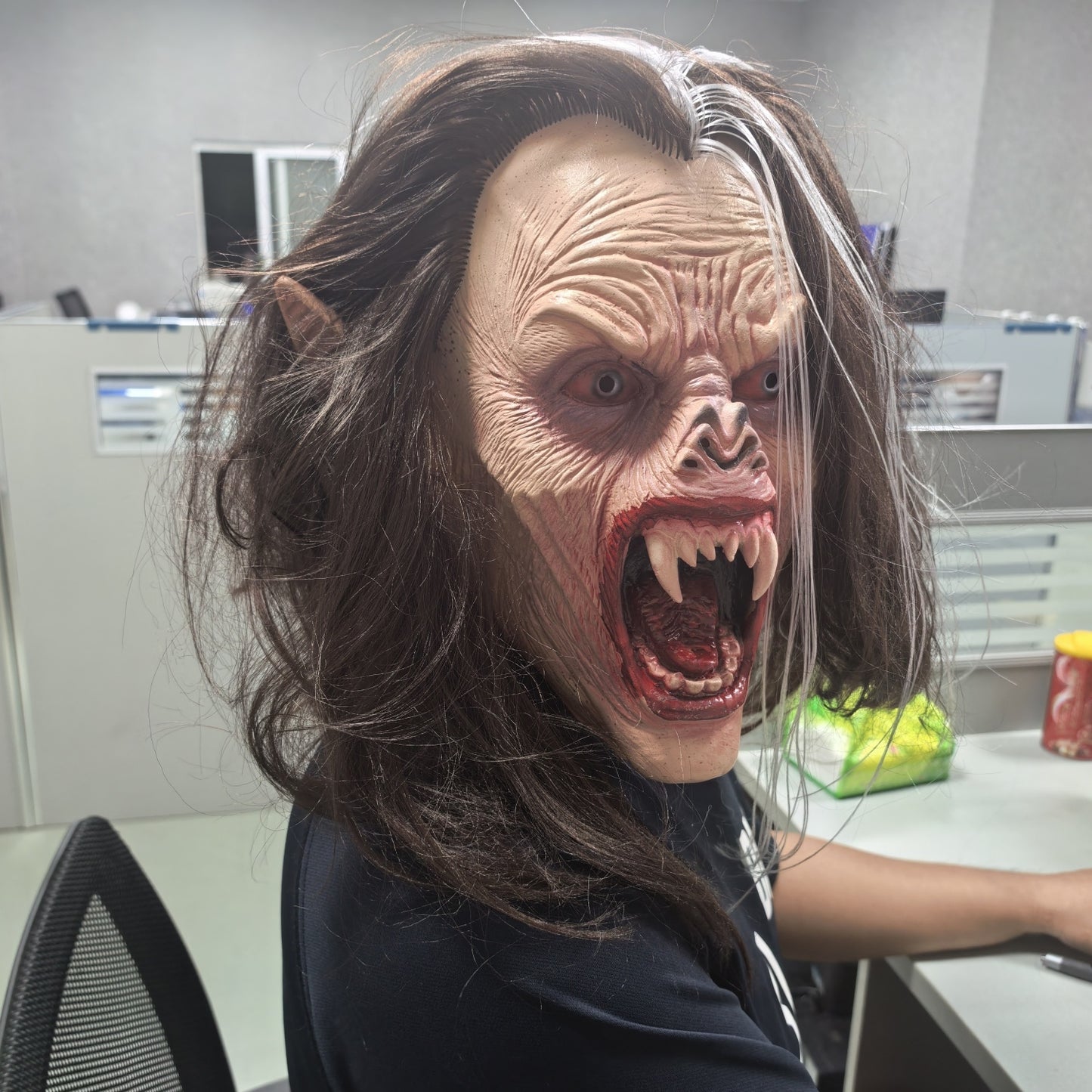 Adult Lifelike Vampire Costume Prop Rubber Mask with Long Hair And Sharp Teeth for Halloween Horror Nights