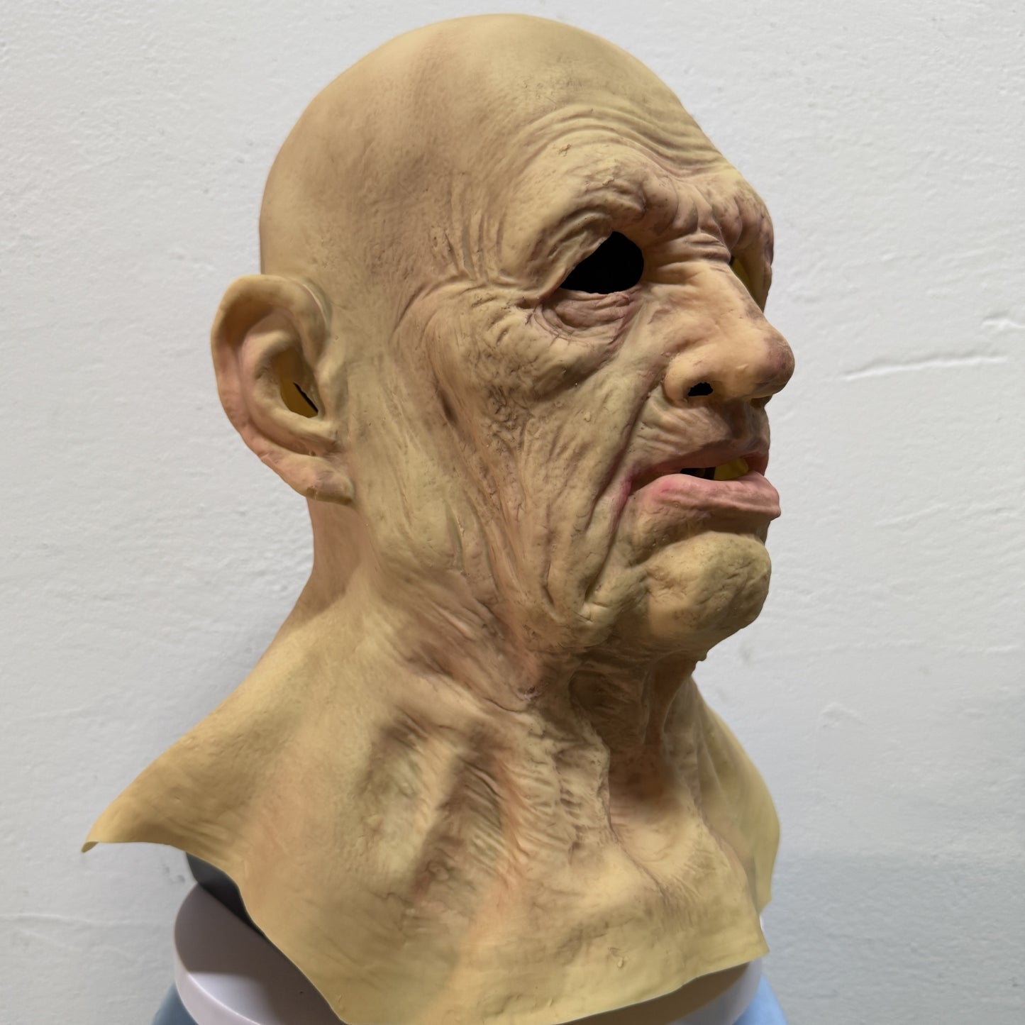 Realistic Long Neck Rubber Silicone Latex Mask for Parties Old Man Costume Accessory with Soft Touch Feel