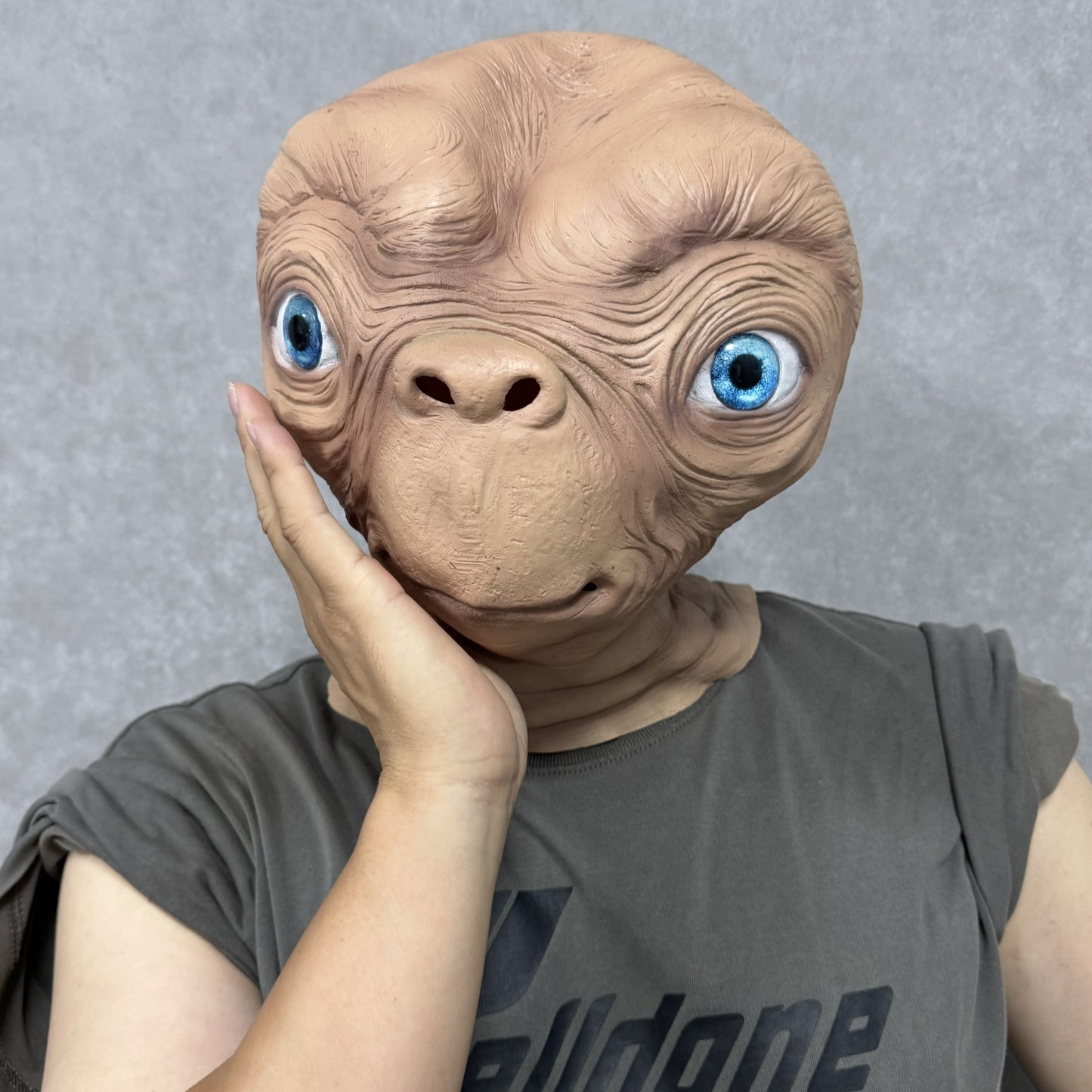 Adult Full Head ET Alien Blue Eyes Rubber Mask Funny Halloween Cosplay Costume Accessory