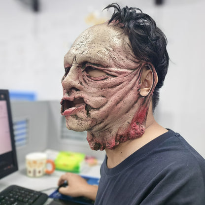 Half Face Skinned Rubber Bloody Mask Professional Halloween Horror Makeup Tool Fake Wound Special Effects Mask for Creators